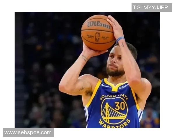 库里三分大赛决赛狂轰20球创历史新纪录引发全场热烈欢呼