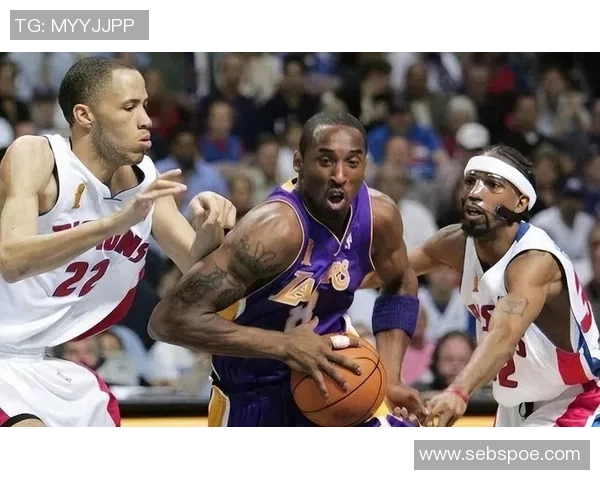 湖人队与活塞队加时赛激战回顾球迷心潮澎湃的精彩瞬间